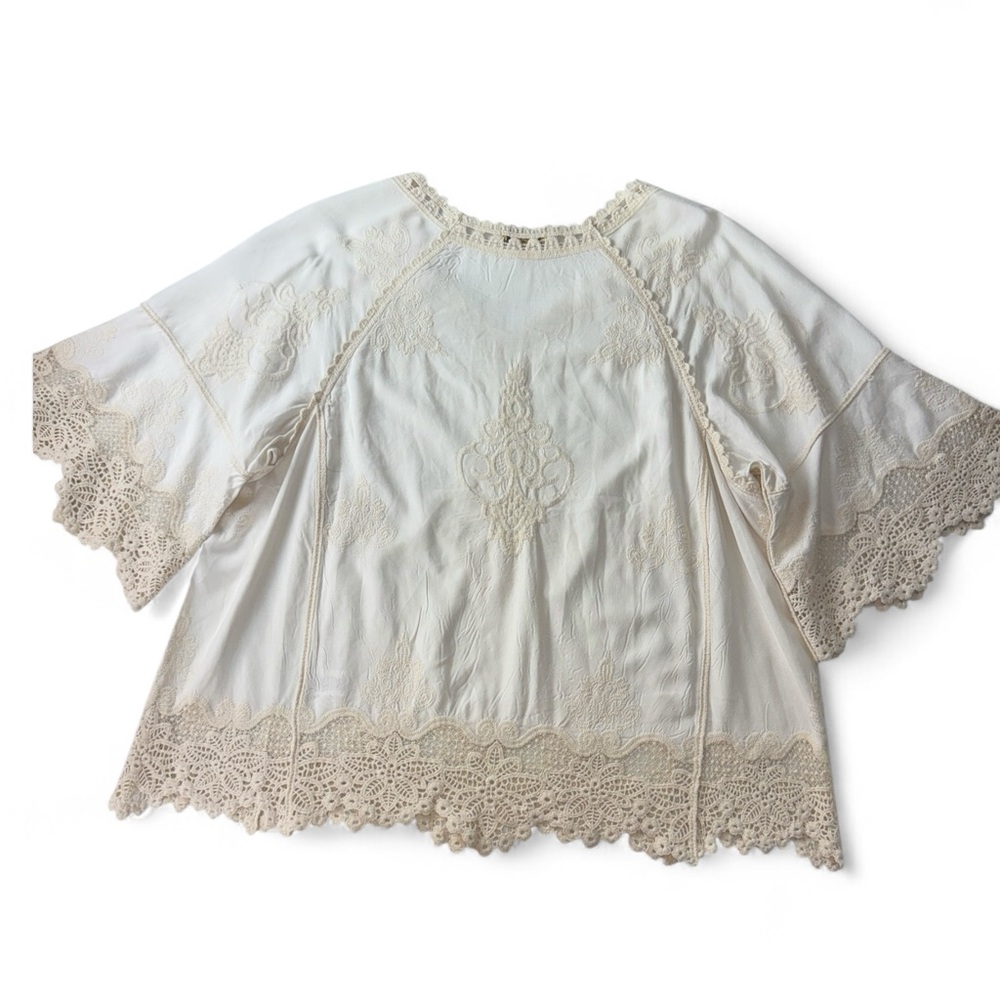Democracy Women’s Cream Boho Crochet Top Plus Size 1X  EUC - Picture 4 of 9